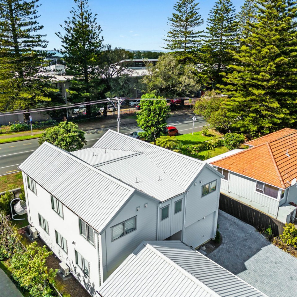 West Tamaki Road