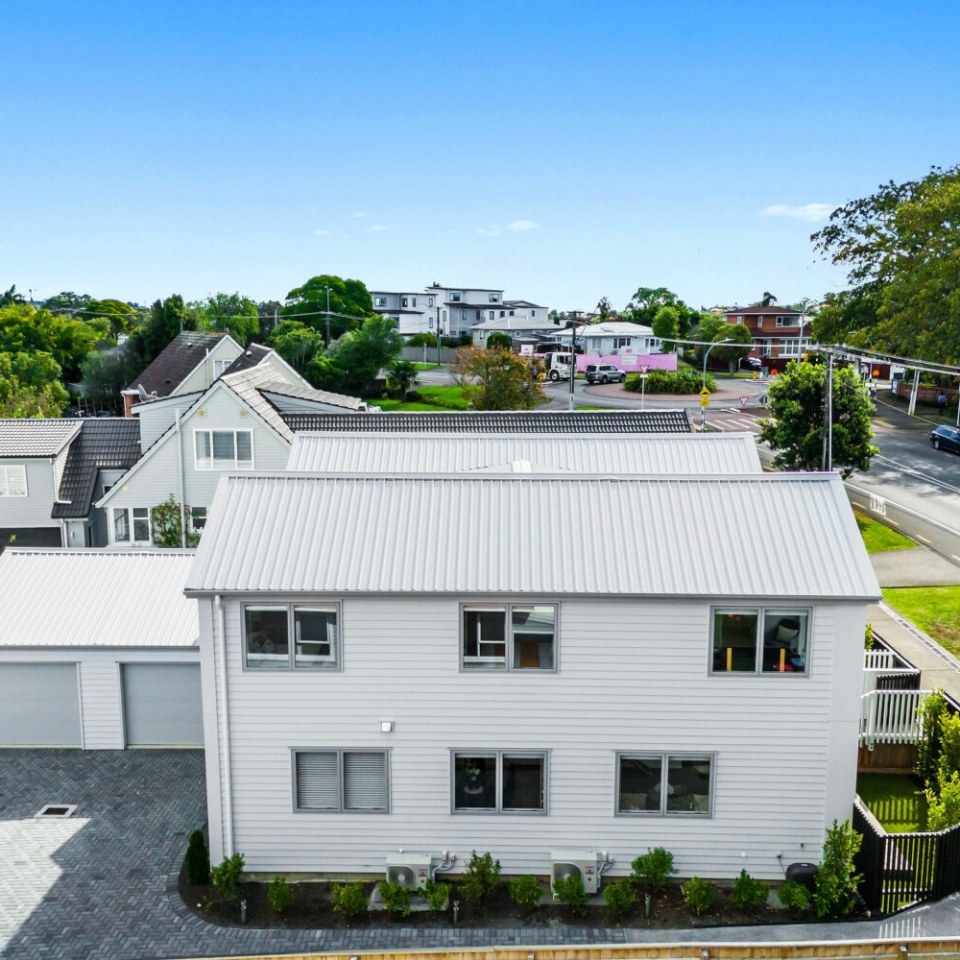 West Tamaki Road