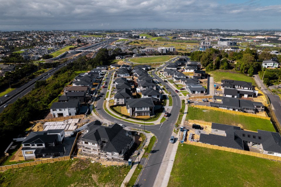 Kewa Road, Large Scale Subdivision